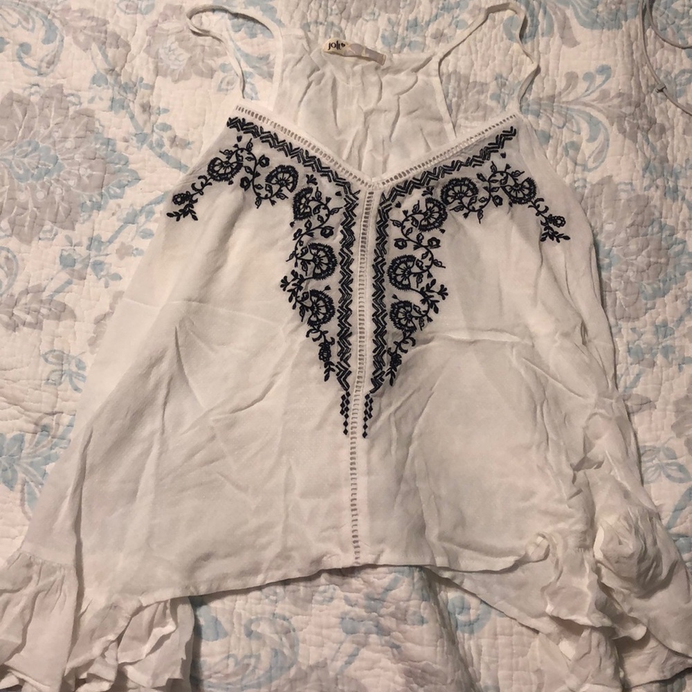 white and navy blue flowy tank top